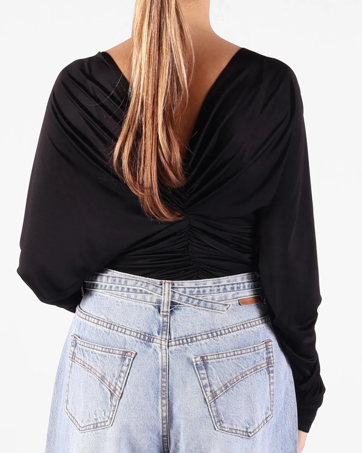 atlein_tops_2-2.webp ATLEIN Tops