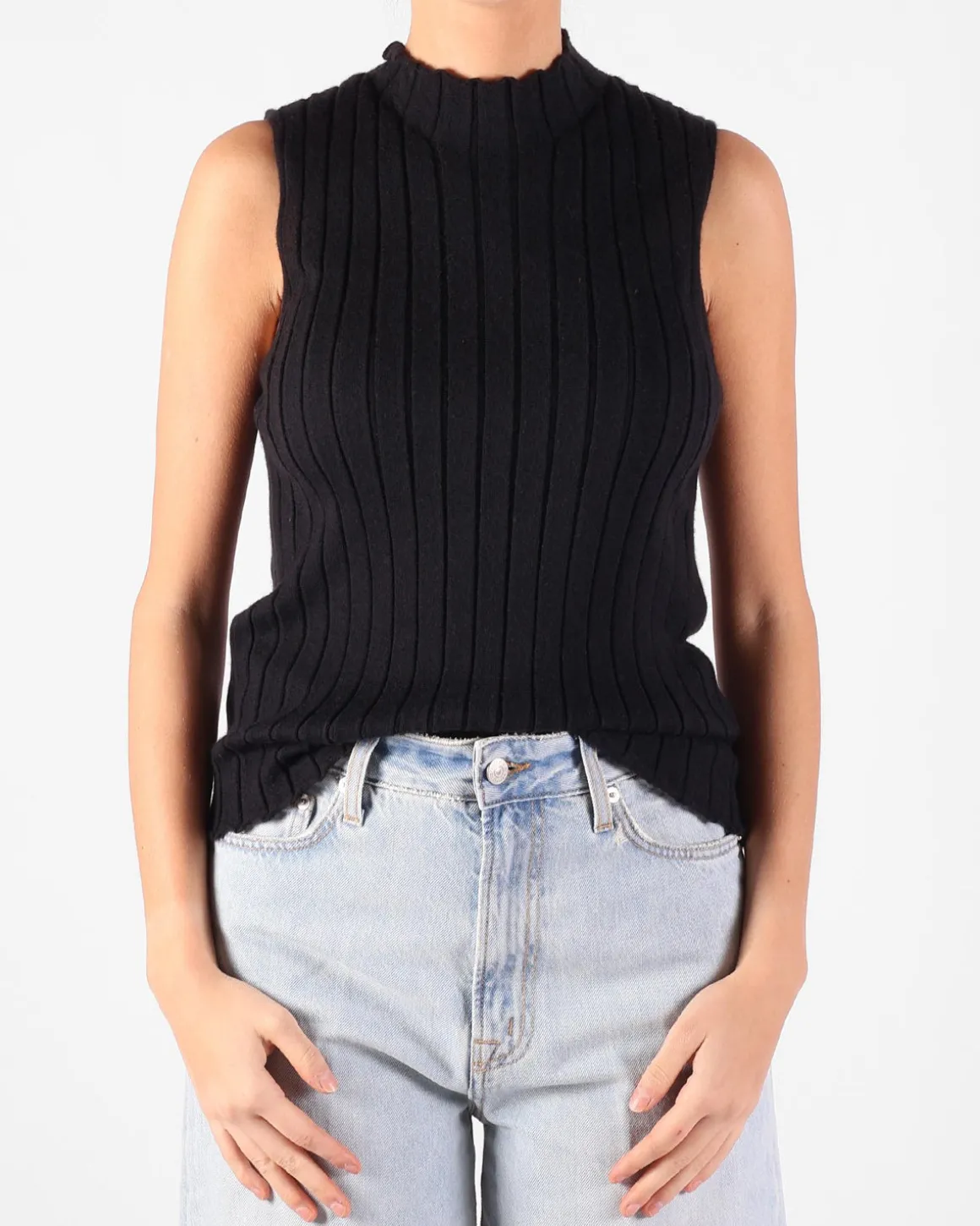 GUEST IN RESIDENCE Tops