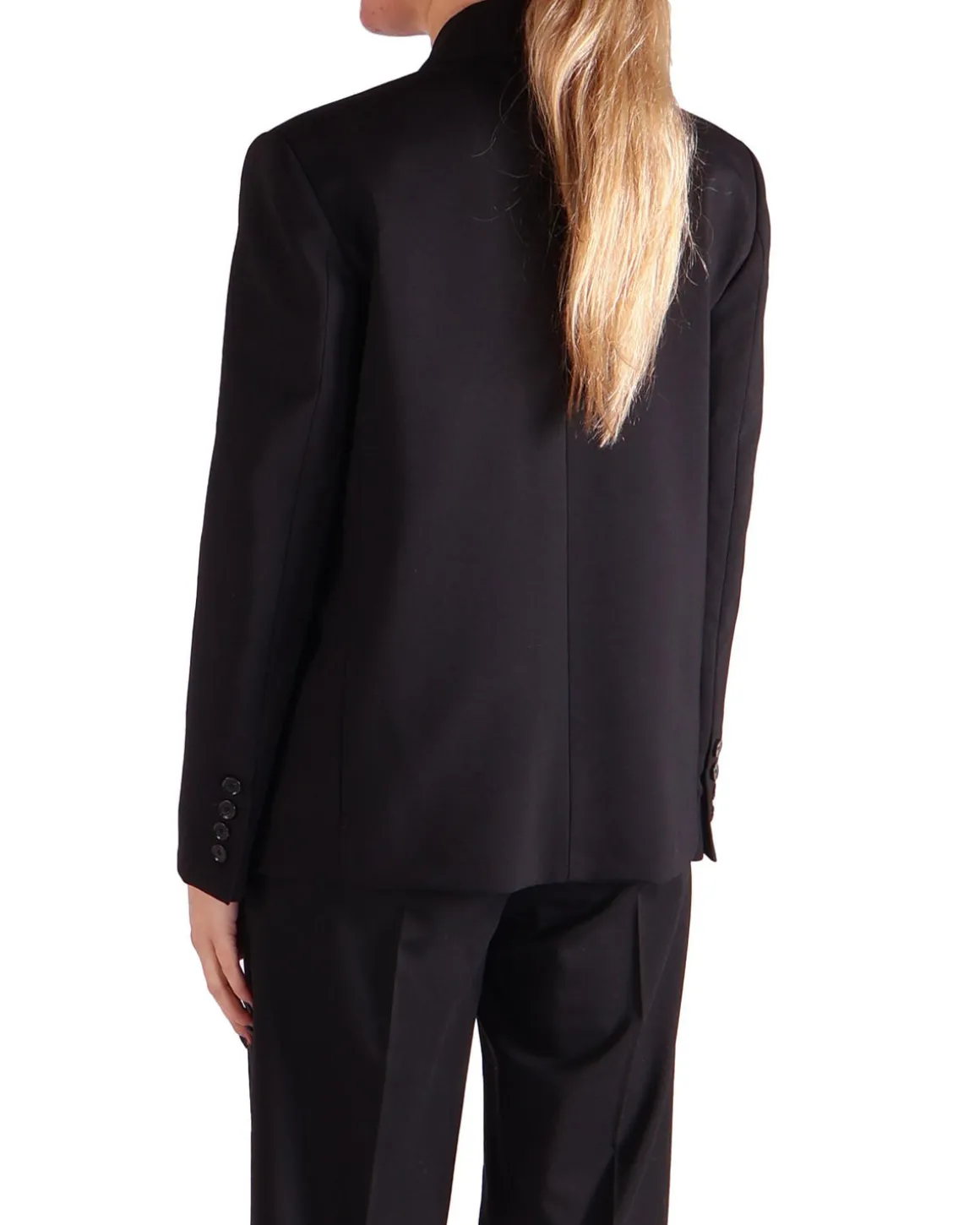 liviana_conti_jacks_2-1.webp LIVIANA CONTI Jacks