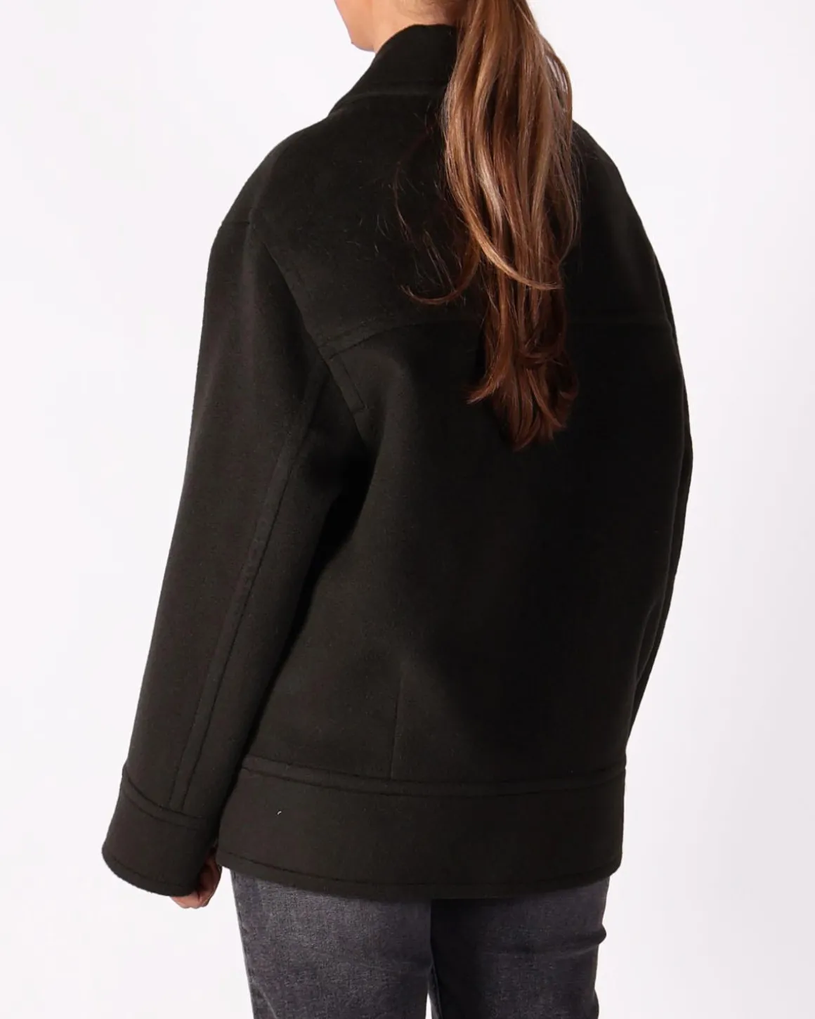 liviana_conti_jacks_2-3.webp LIVIANA CONTI Jacks