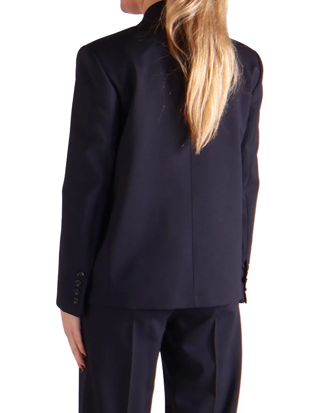 liviana_conti_jacks_3.webp LIVIANA CONTI Jacks