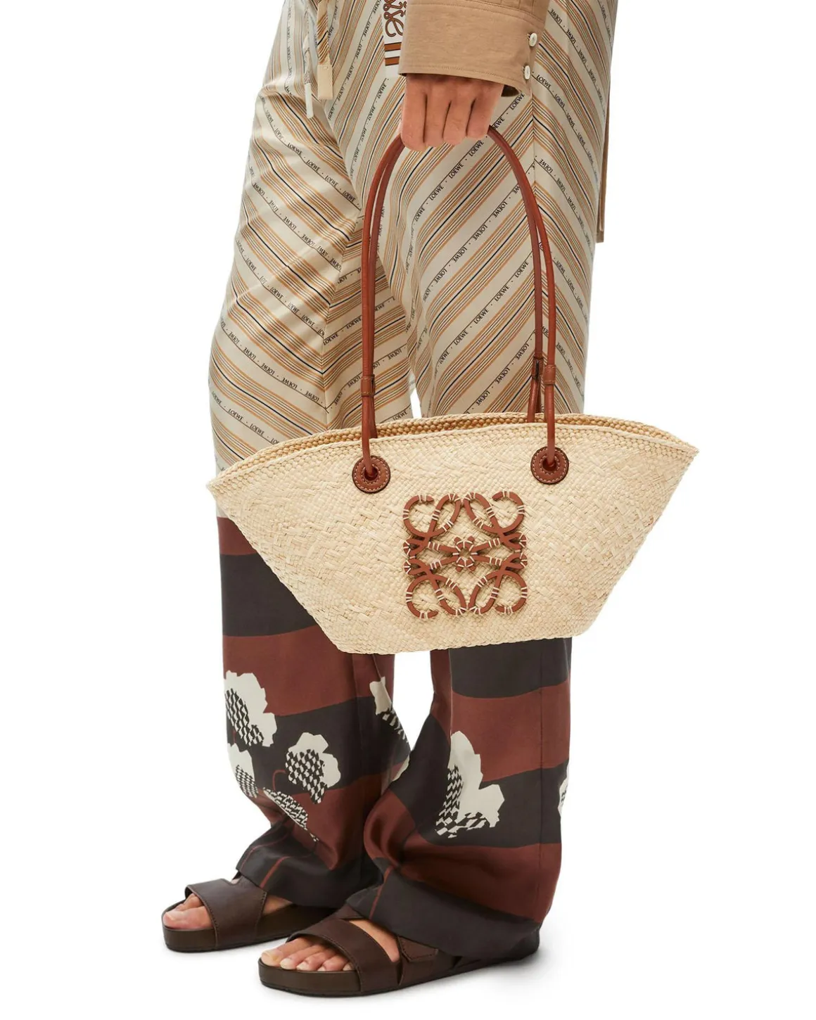 loewe_tassen_3-4.webp LOEWE Tassen