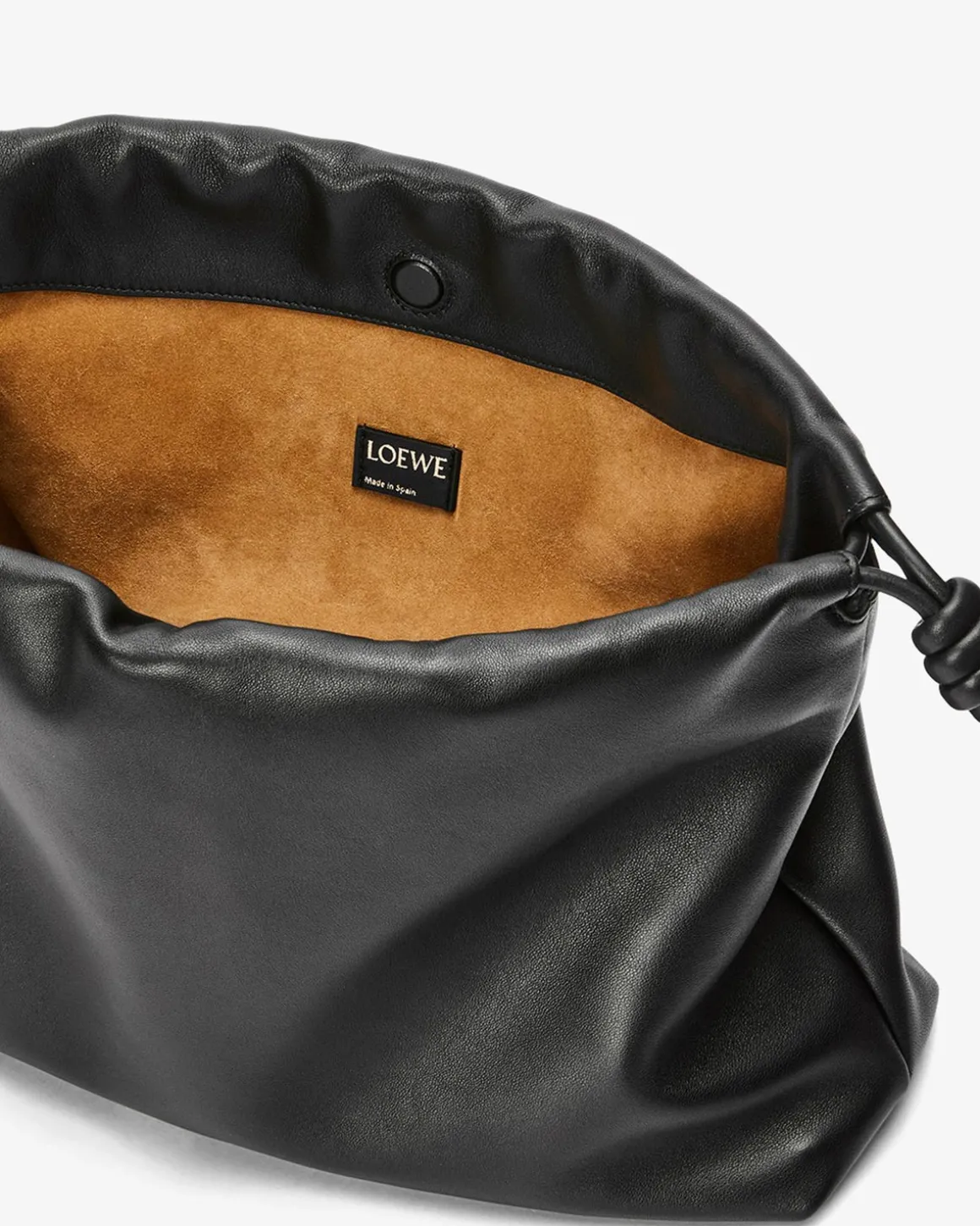 loewe_tassen_4-1.webp LOEWE Tassen