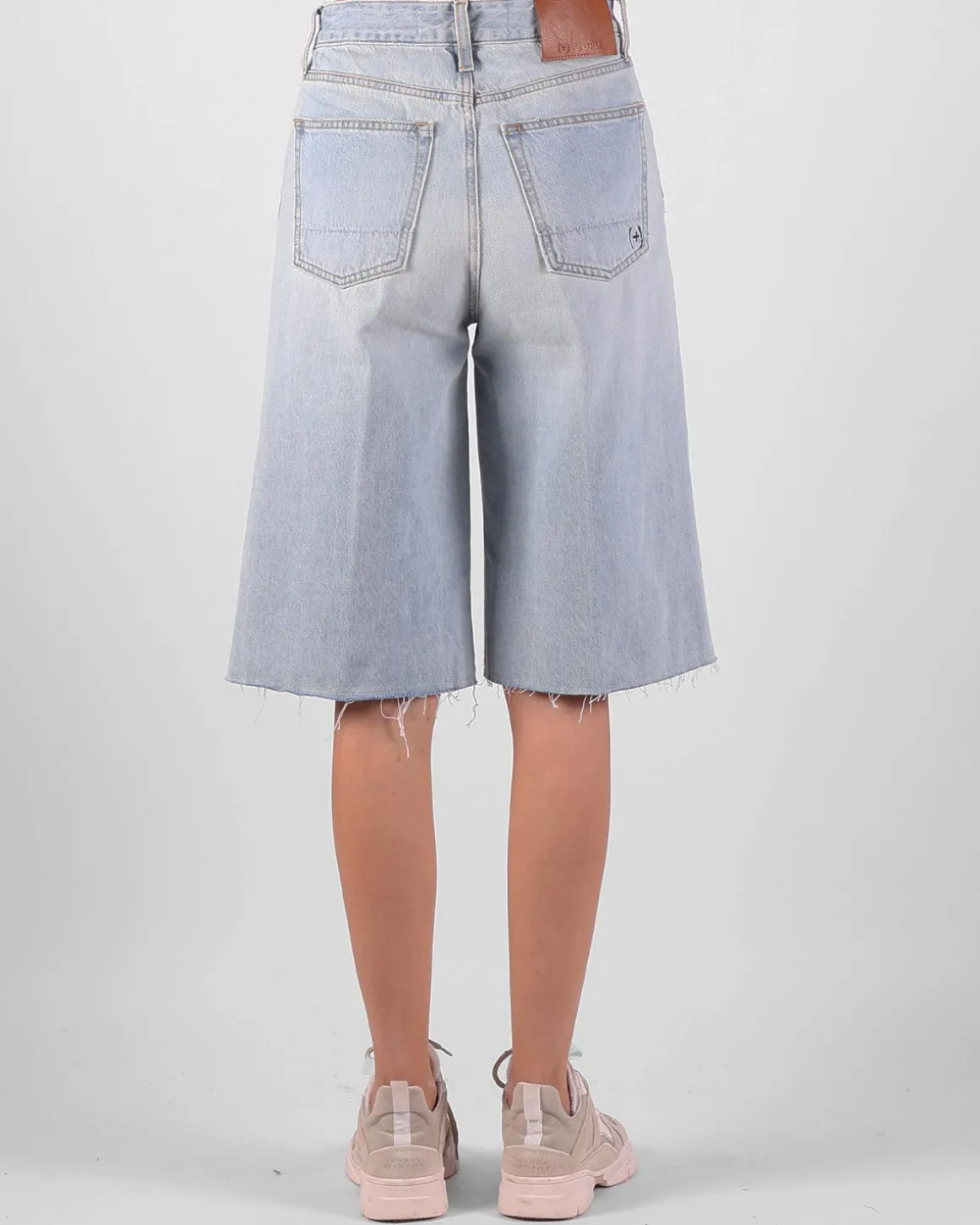 people_jeans_2.webp (+) PEOPLE Jeans