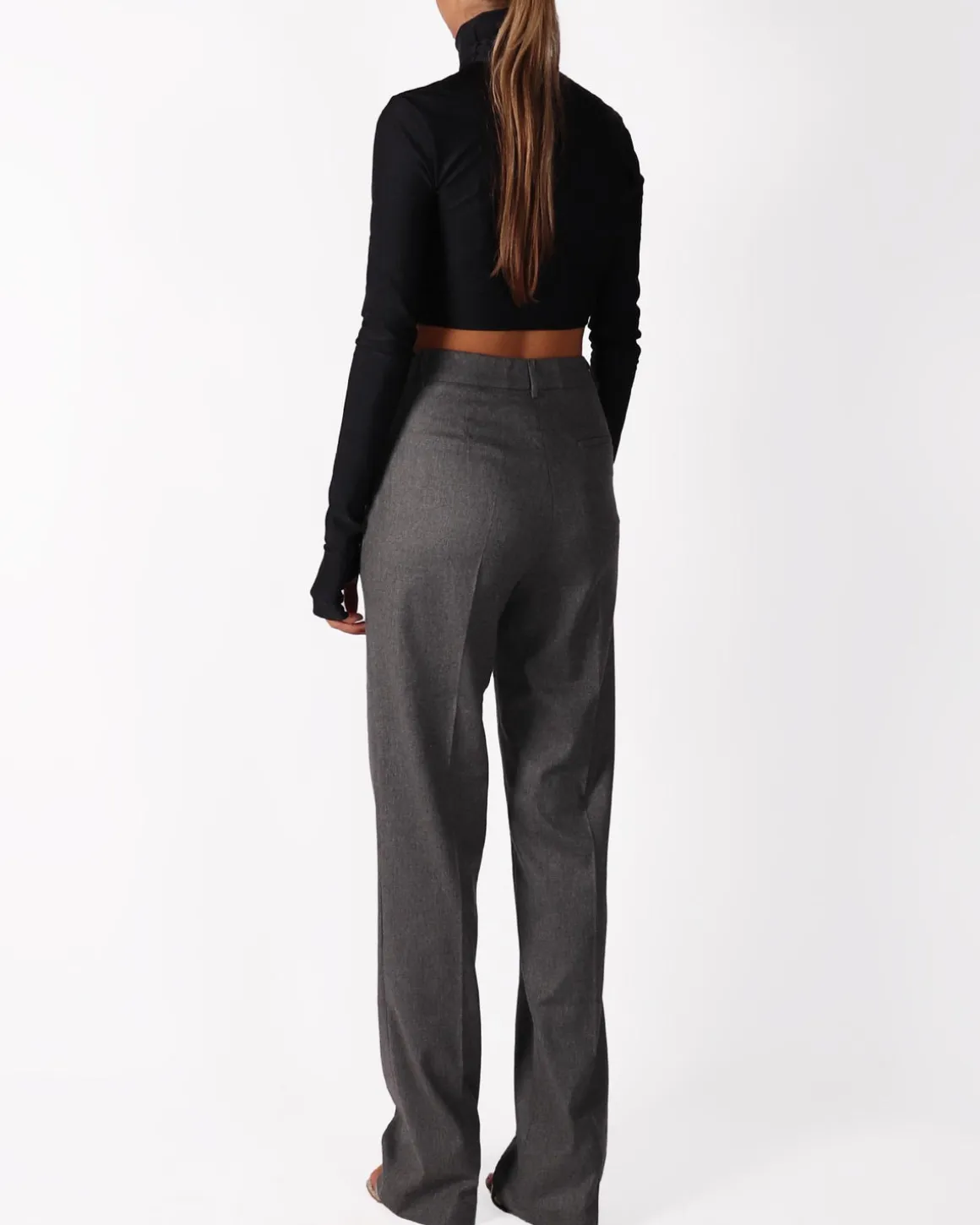 the_andamane_pantalons_2.webp THE ANDAMANE Pantalons